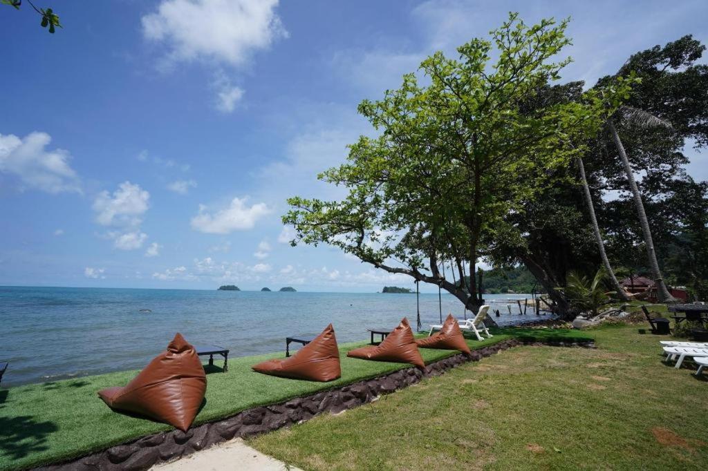 Sea Flower Resort Koh Chang Exterior foto
